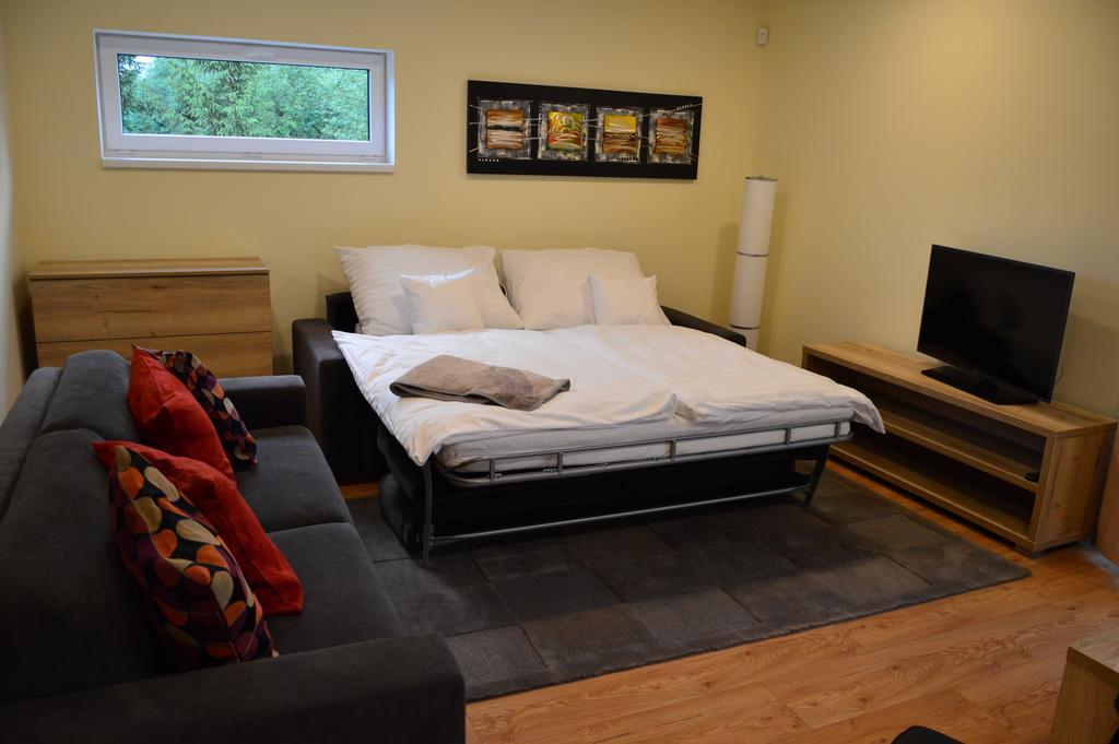 Apartmanovy Dom Krivan Bešeňová Eksteriør billede
