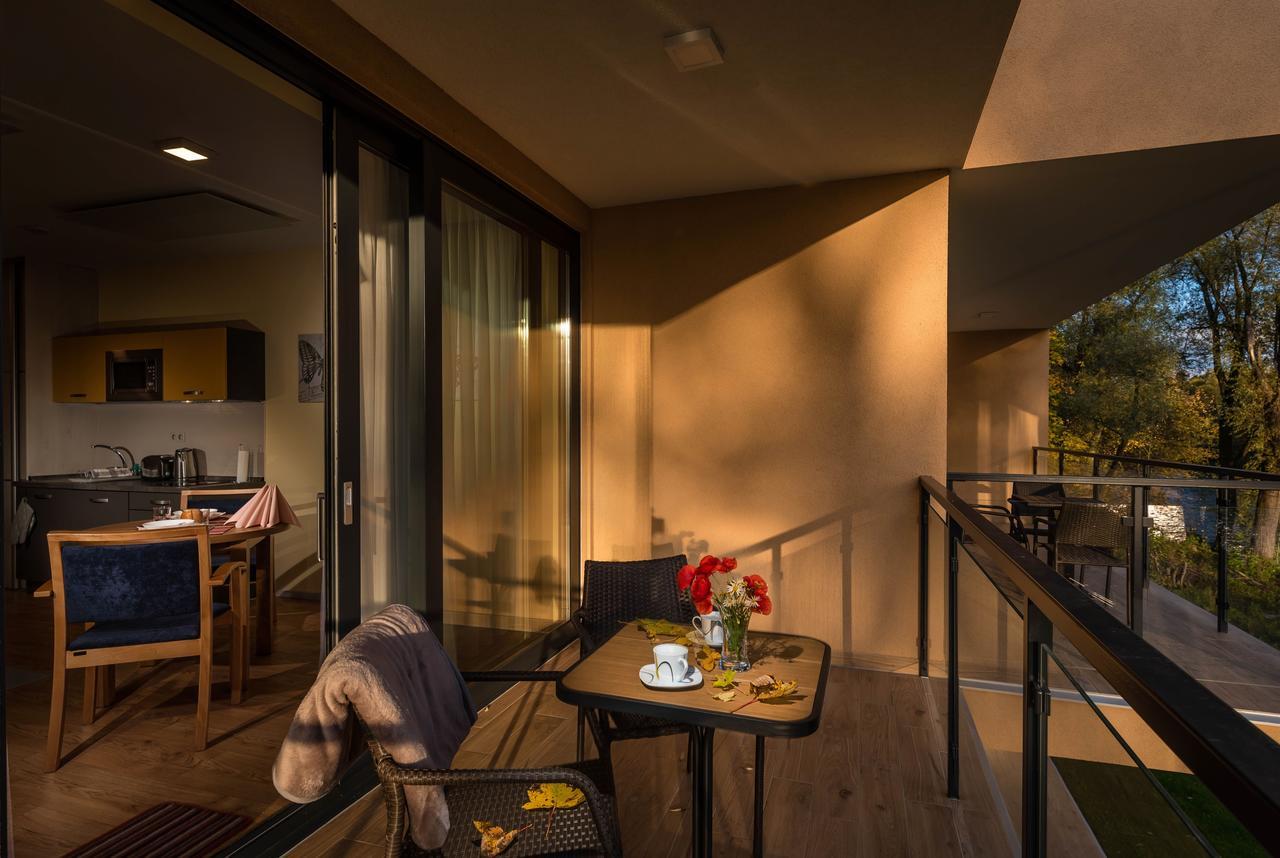 Apartmanovy Dom Krivan Bešeňová Eksteriør billede