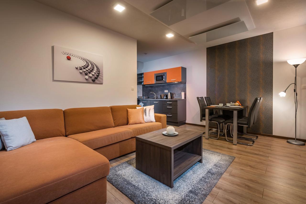 Apartmanovy Dom Krivan Bešeňová Eksteriør billede