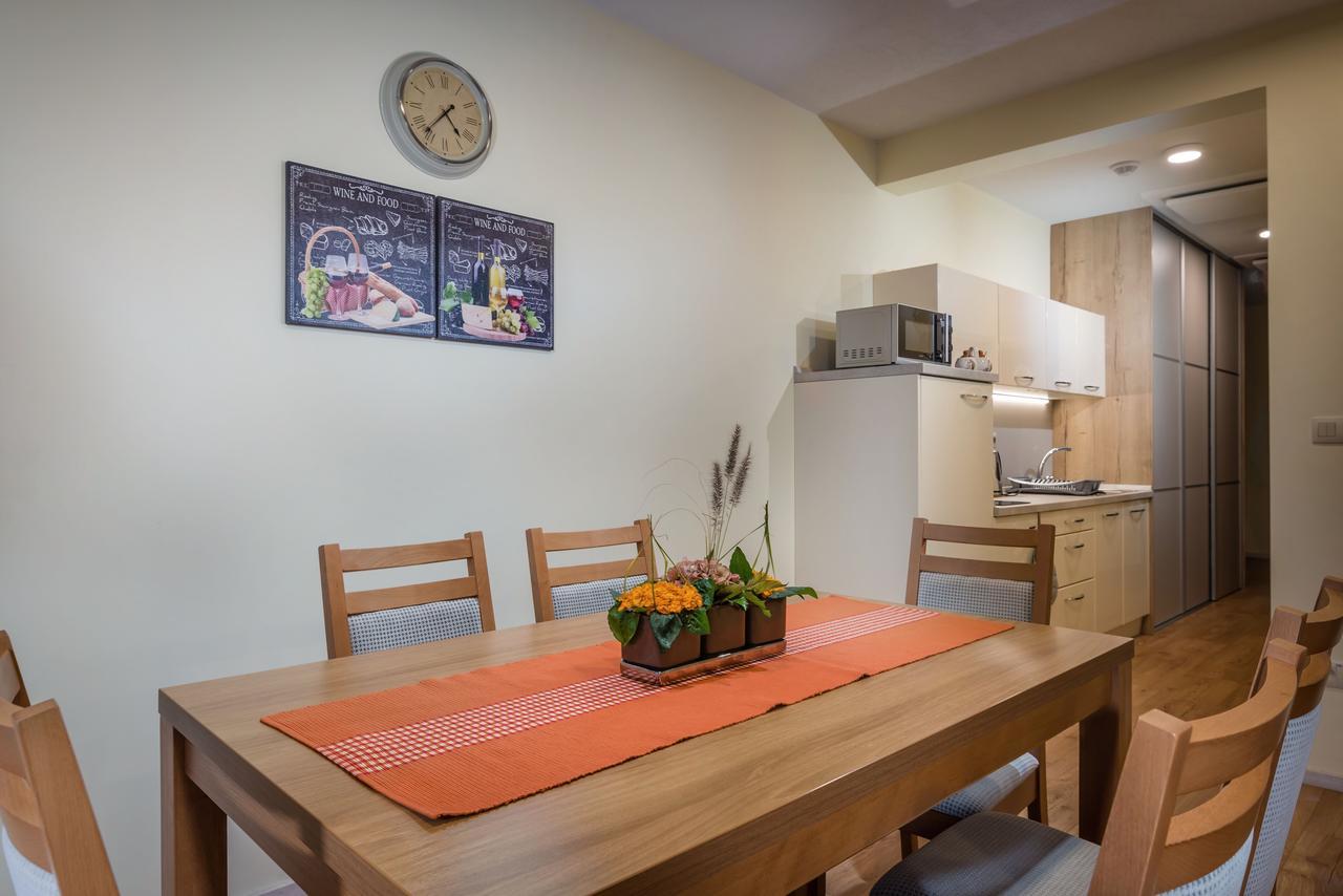 Apartmanovy Dom Krivan Bešeňová Eksteriør billede